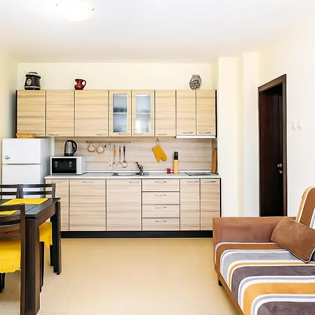 Апартамент Seaside Oasis Apollon-7 Несебър